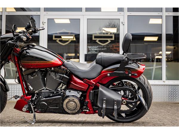 Harley-Davidson FXSE CVO Pro Street Breakout - Jekill & Hyde