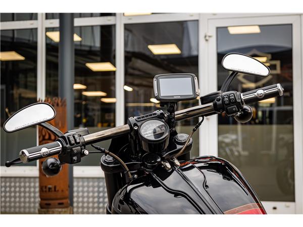 Harley-Davidson FXSE CVO Pro Street Breakout - Jekill & Hyde