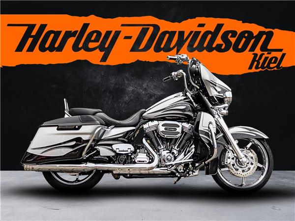 Harley-Davidson CVO STREET GLIDE FLHXSE 110 cui