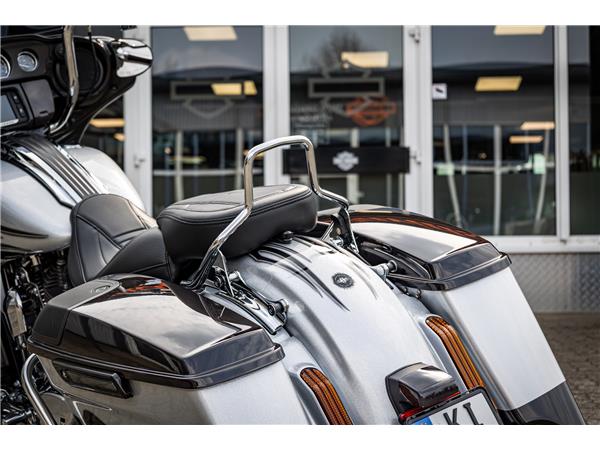 Harley-Davidson CVO STREET GLIDE FLHXSE 110 cui