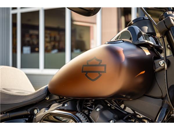 Harley-Davidson FXFBS FAT BOB 114 CUI SOFTAIL