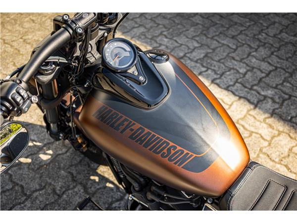 Harley-Davidson FXFBS FAT BOB 114 CUI SOFTAIL