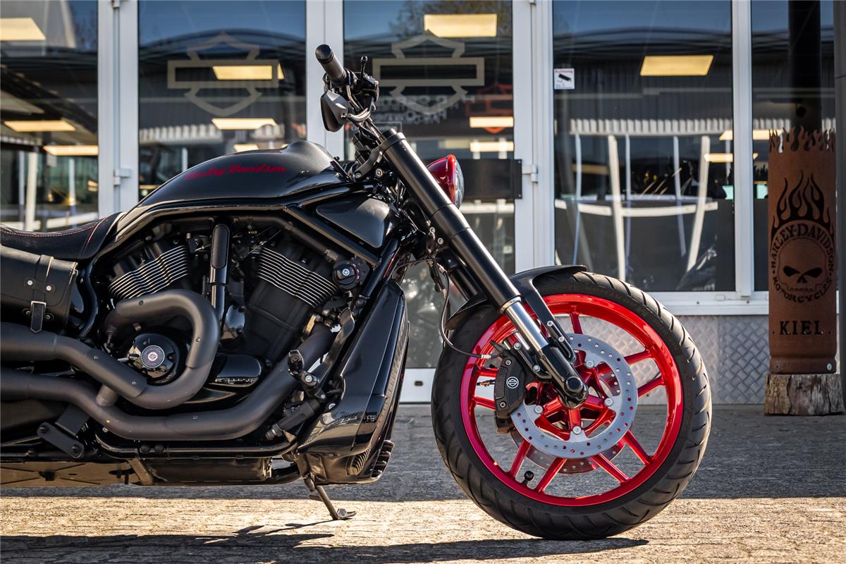 HARLEY-DAVIDSON NIGHT ROD SPECIAL VRSCDX