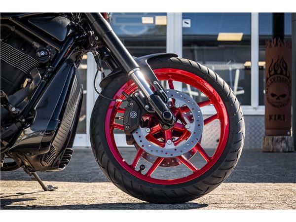 HARLEY-DAVIDSON NIGHT ROD SPECIAL VRSCDX