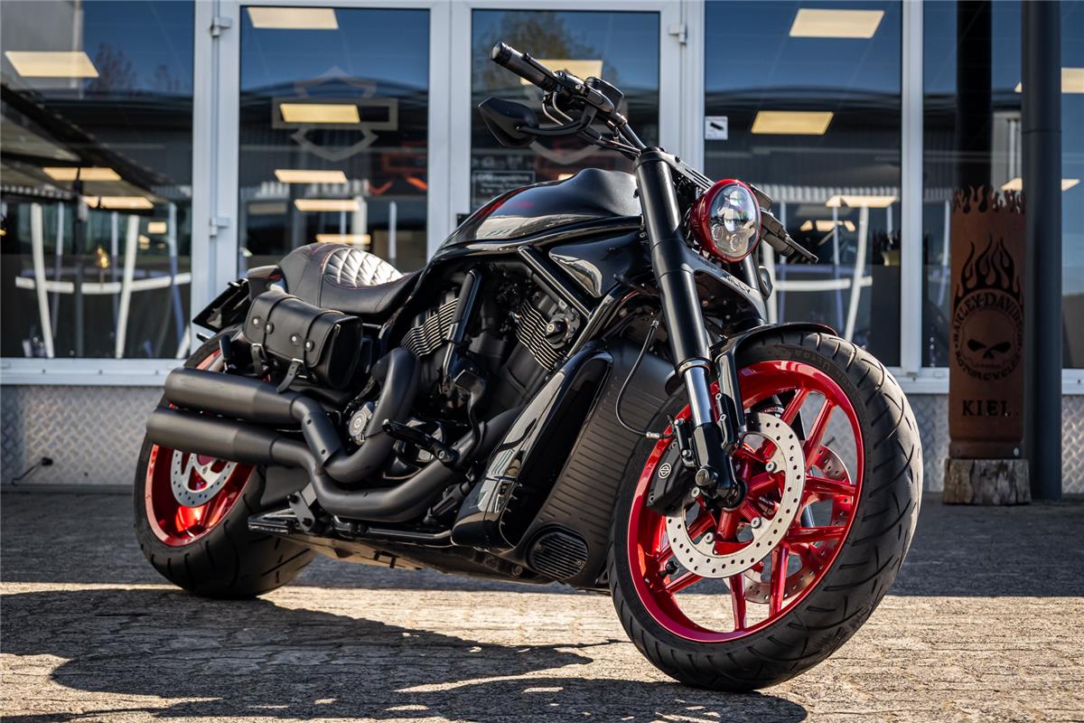 HARLEY-DAVIDSON NIGHT ROD SPECIAL VRSCDX