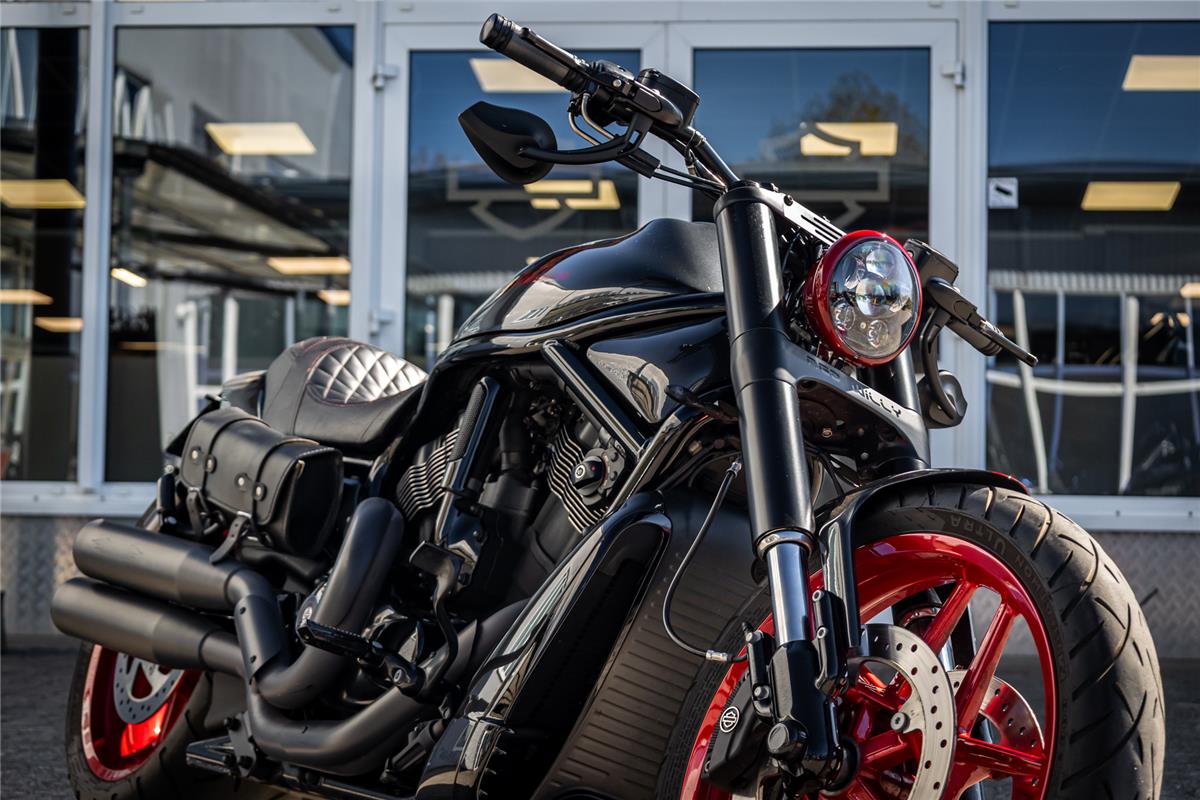 HARLEY-DAVIDSON NIGHT ROD SPECIAL VRSCDX
