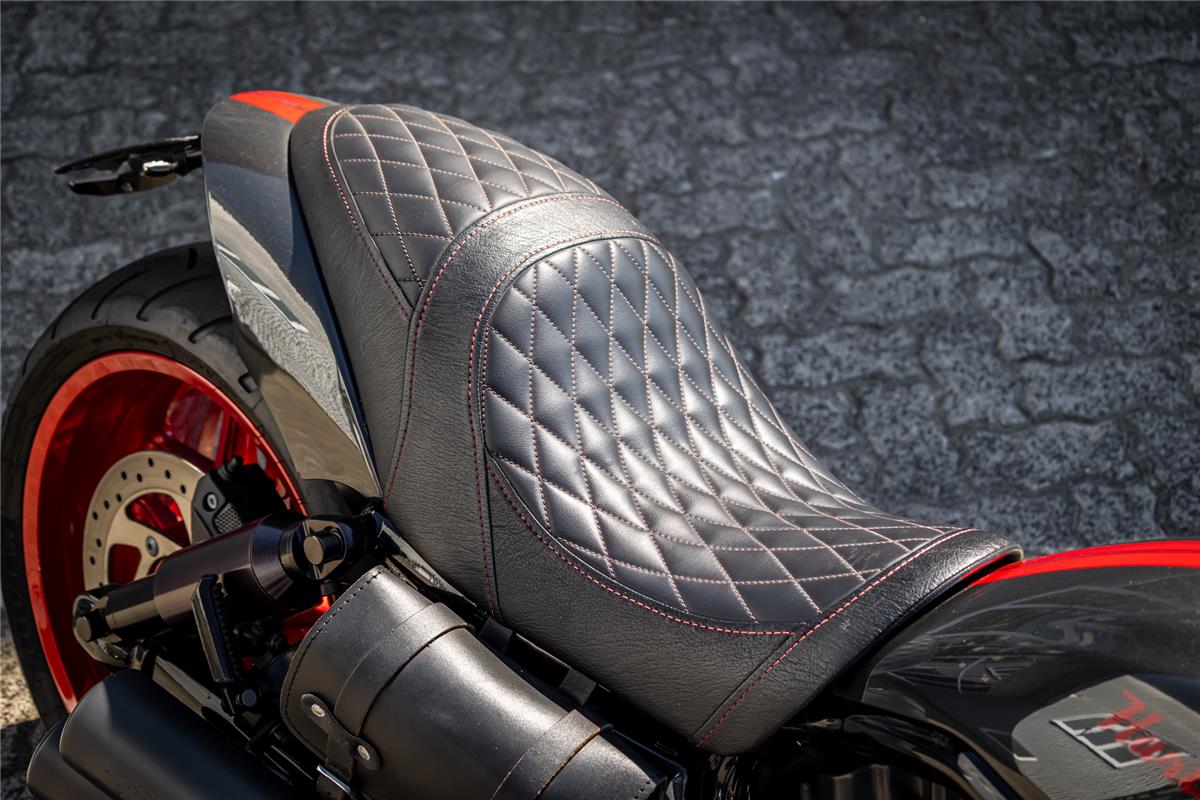 HARLEY-DAVIDSON NIGHT ROD SPECIAL VRSCDX