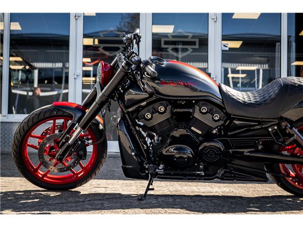 HARLEY-DAVIDSON NIGHT ROD SPECIAL VRSCDX