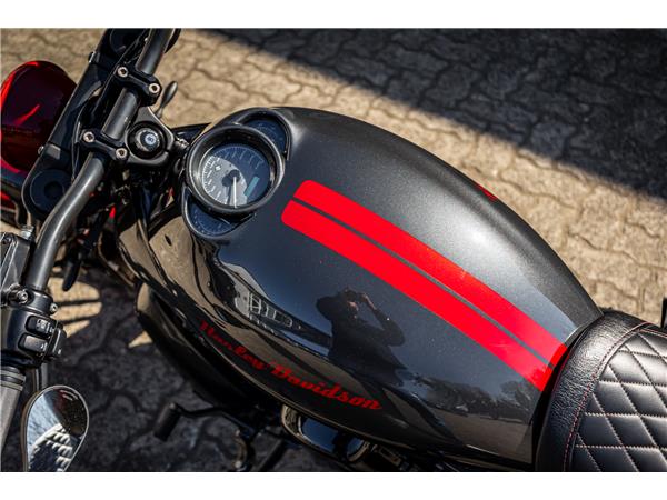 HARLEY-DAVIDSON NIGHT ROD SPECIAL VRSCDX