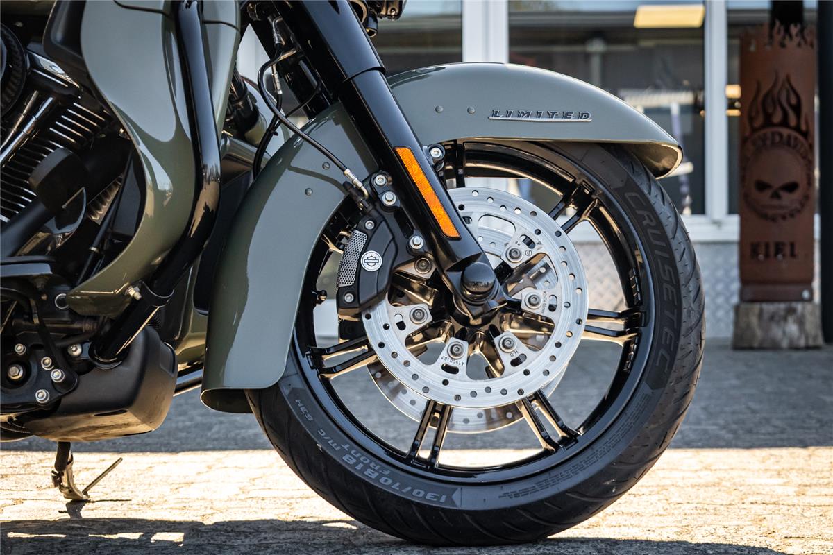 Harley-Davidson FLHTK Electra Glide Ultra Limited