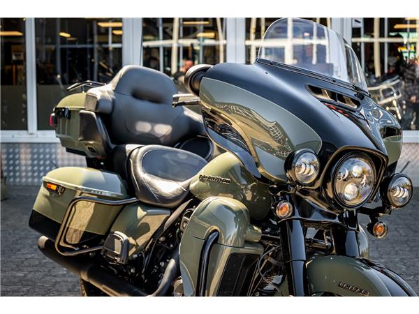 Harley-Davidson FLHTK Electra Glide Ultra Limited