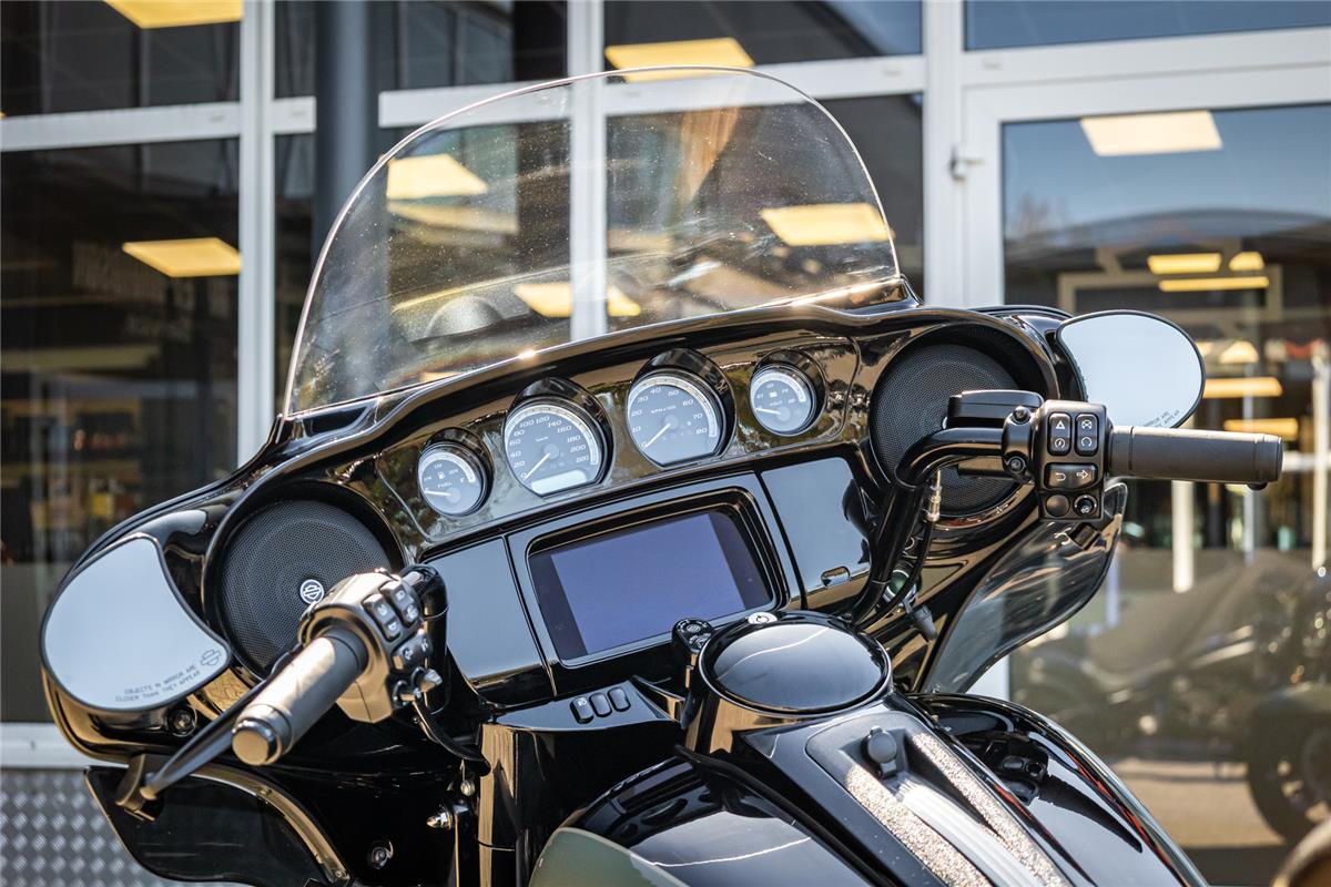 Harley-Davidson FLHTK Electra Glide Ultra Limited