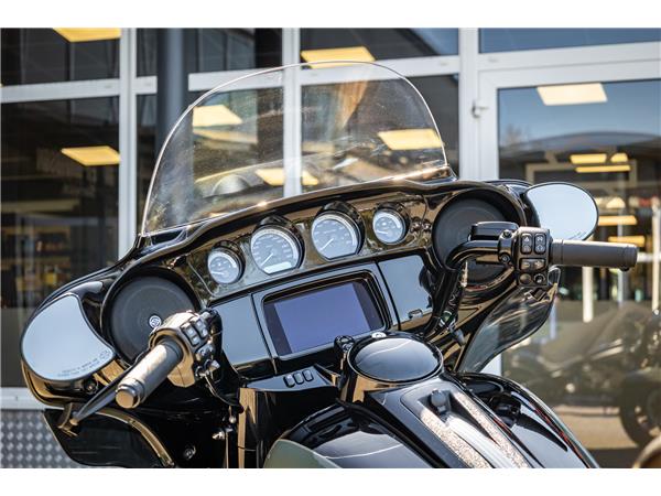 Harley-Davidson FLHTK Electra Glide Ultra Limited