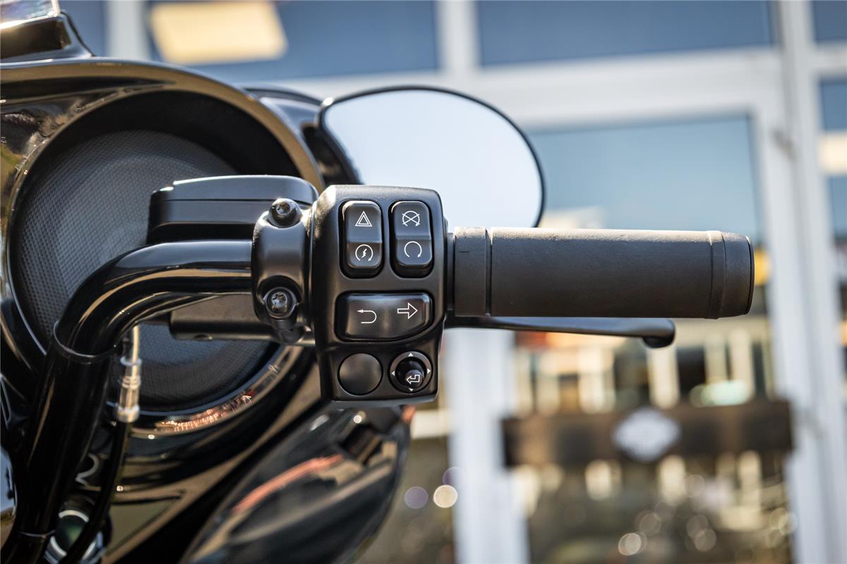 Harley-Davidson FLHTK Electra Glide Ultra Limited