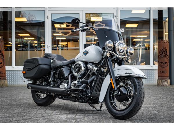 Harley-Davidson FLHC Heritage Classic - Jekill & Hyde