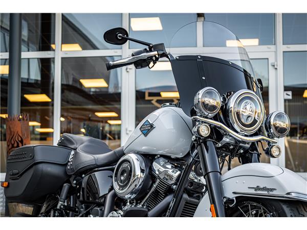 Harley-Davidson FLHC Heritage Classic - Jekill & Hyde