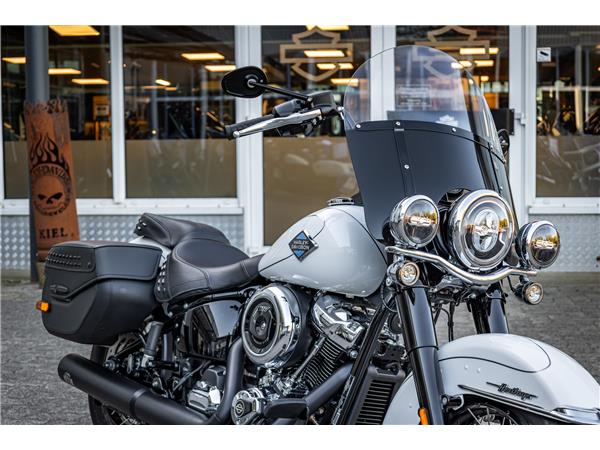 Harley-Davidson FLHC Heritage Classic - Jekill & Hyde