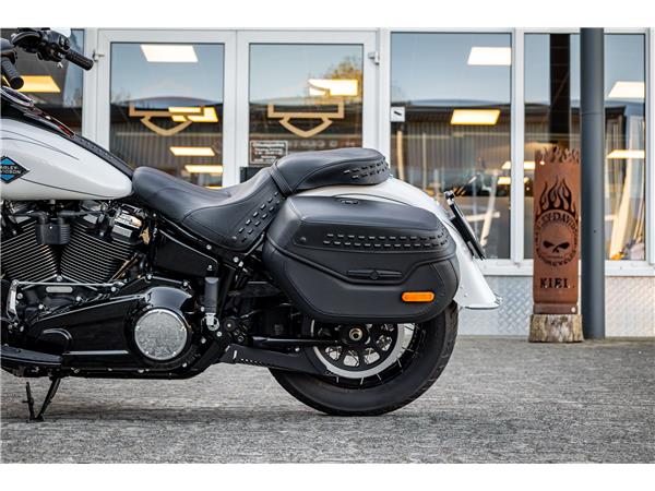 Harley-Davidson FLHC Heritage Classic - Jekill & Hyde