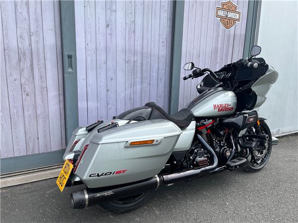 2026 HARLEY-DAVIDSON CVO FLTRXSE ROAD GLIDE