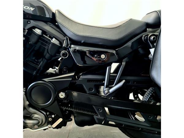 HARLEY-DAVIDSON NIGHTSTER