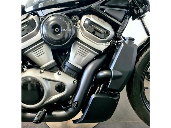HARLEY-DAVIDSON NIGHTSTER