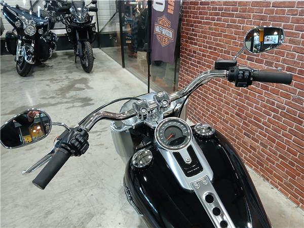 2019 HARLEY-DAVIDSON FAT BOY