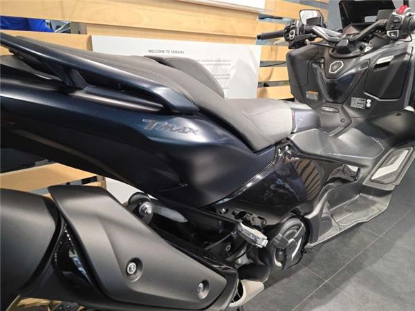 2022 Yamaha Tmax Tech MAX (XP560D) Green