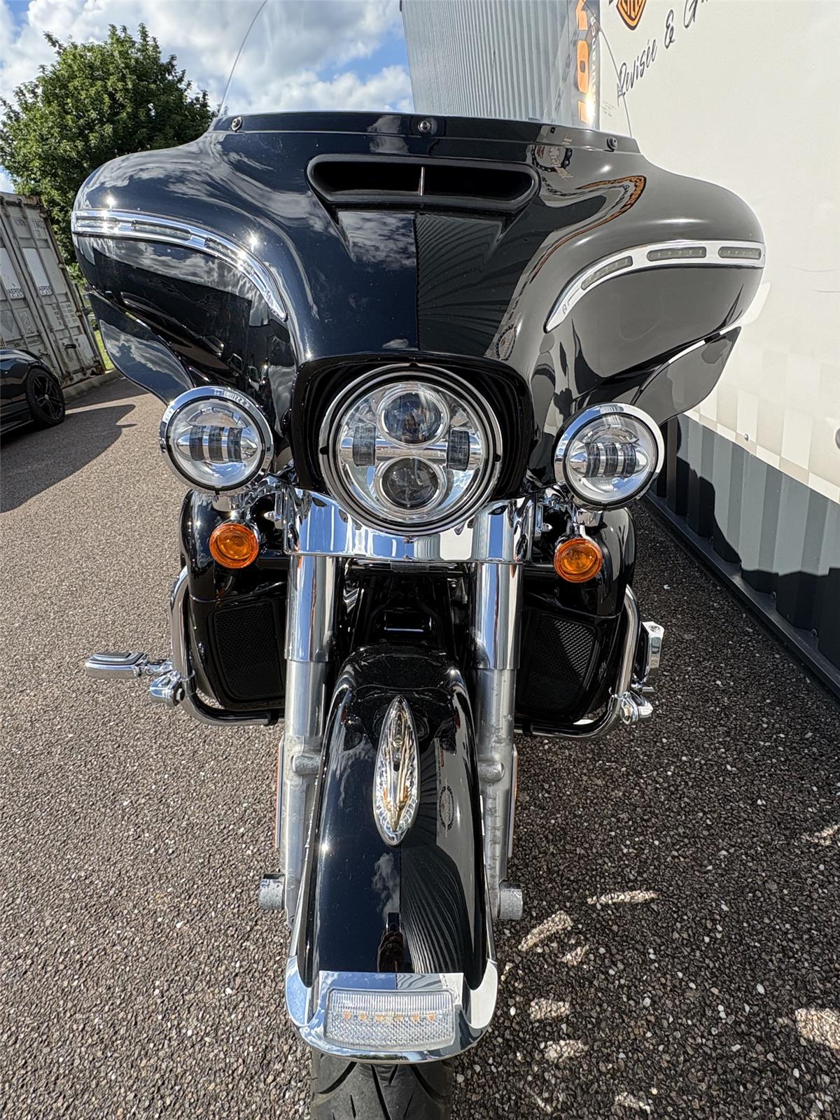 2019 HARLEY-DAVIDSON ULTRA LIMITED
