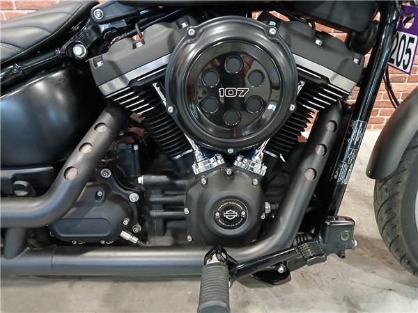 2019 HARLEY-DAVIDSON STREET BOB