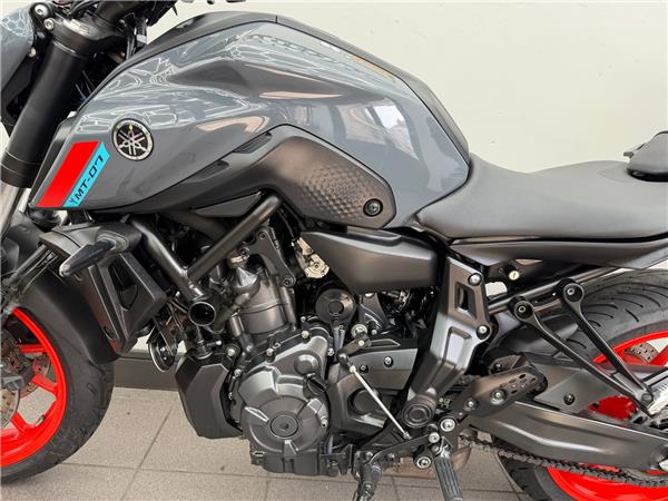 2021 YAMAHA MT-07