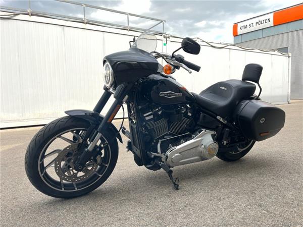 2019 Harley-Davidson Softail Sport Glide FLSB