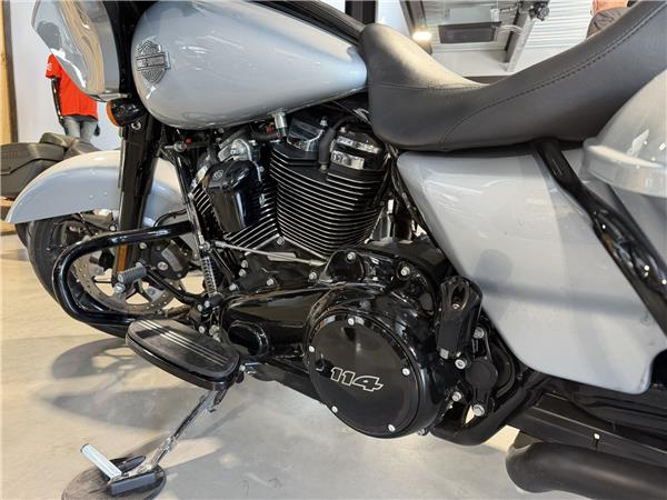 2023 HARLEY-DAVIDSON STREET GLIDE