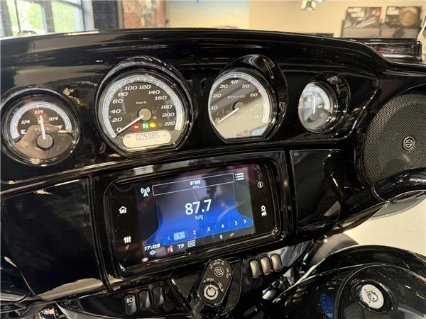2022 HARLEY-DAVIDSON ULTRA LIMITED