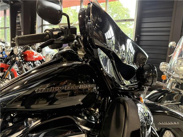 2022 HARLEY-DAVIDSON ULTRA LIMITED