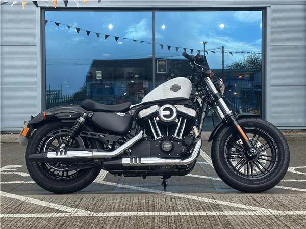 2017 HARLEY-DAVIDSON SPORTSTER XL1200X FORTY-EIGHT