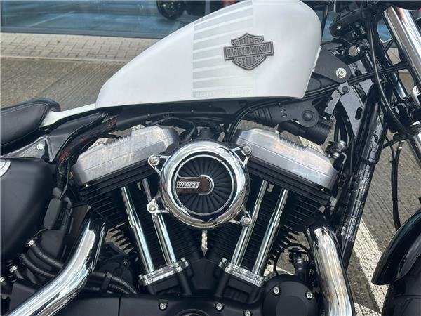 2017 HARLEY-DAVIDSON SPORTSTER XL1200X FORTY-EIGHT