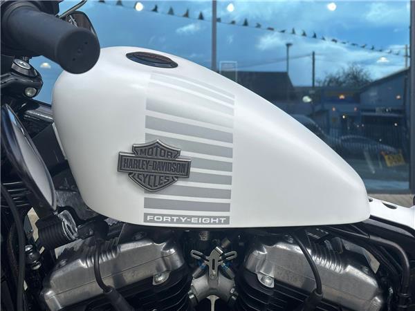 2017 HARLEY-DAVIDSON SPORTSTER XL1200X FORTY-EIGHT