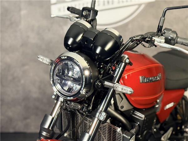 2024 Kawasaki Z650 RS