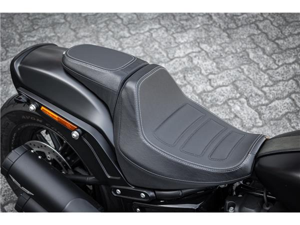 Harley-Davidson FXFBS FAT BOB 114 CUI SOFTAIL - Penzel - Avon