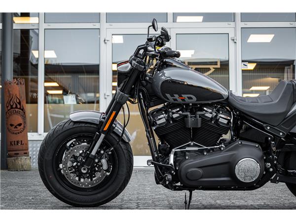 Harley-Davidson FXFBS FAT BOB 114 CUI SOFTAIL - JEKILL&HYDE -