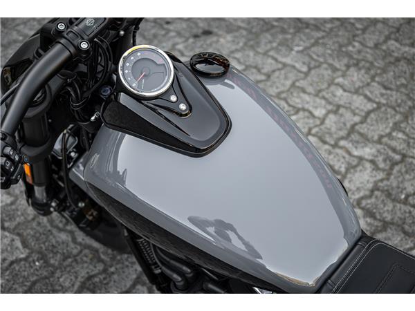 Harley-Davidson FXFBS FAT BOB 114 CUI SOFTAIL - JEKILL&HYDE -