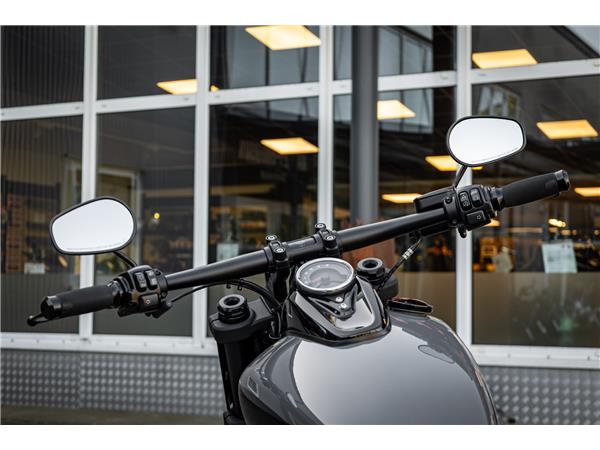 Harley-Davidson FXFBS FAT BOB 114 CUI SOFTAIL - JEKILL&HYDE -