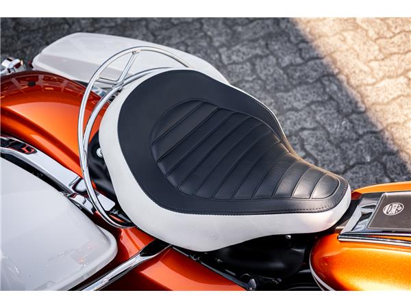 Harley-Davidson Electra Glide Highway King - JEKILL&HYDE -