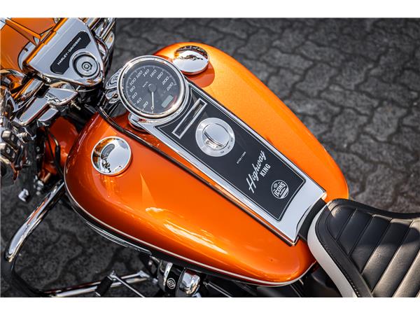 Harley-Davidson Electra Glide Highway King - JEKILL&HYDE -
