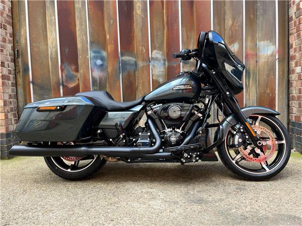2025 Harley-Davidson Touring