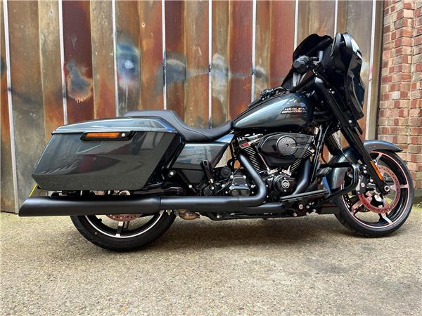 2025 Harley-Davidson Touring
