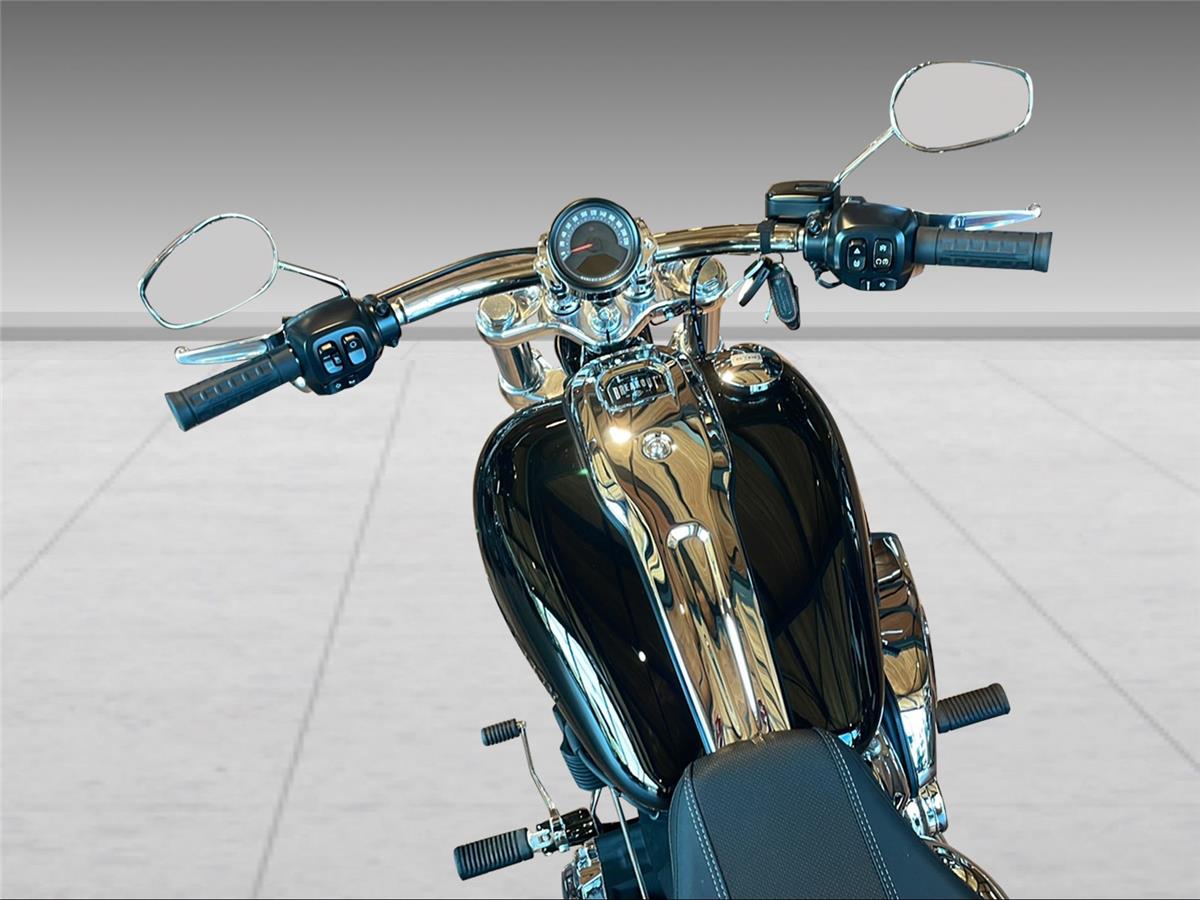 2026 harley-davidson FXBR Breakout 117