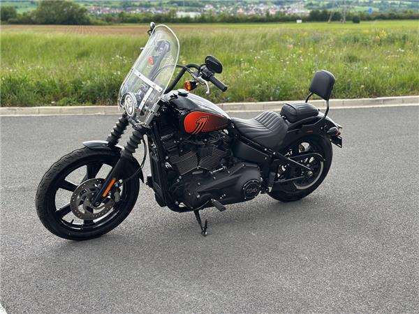 Softail Street Bob 114 