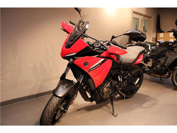 YAMAHA TRACER 7