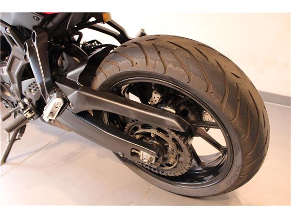 YAMAHA TRACER 7